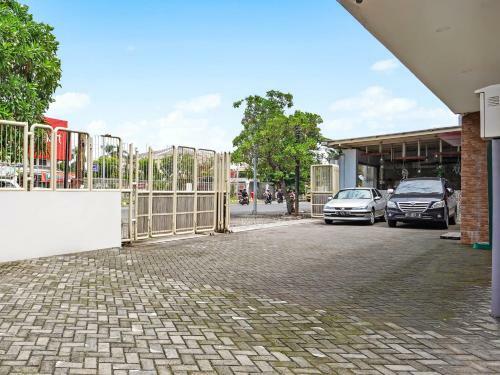 Hotel Collection O 90888 Bintang Diponggo Residence