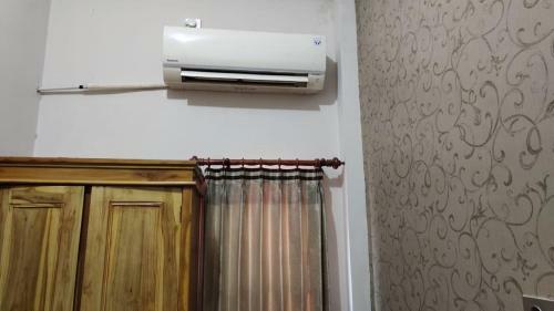 Hotel Oyo 91099 Krukah Residence