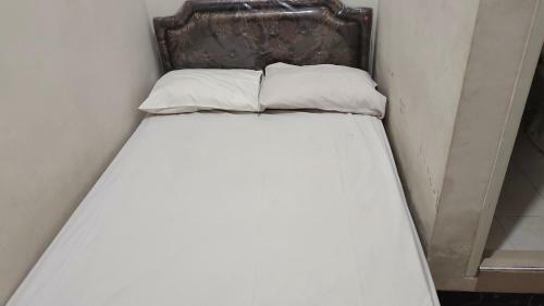 Hotel Oyo 91099 Krukah Residence