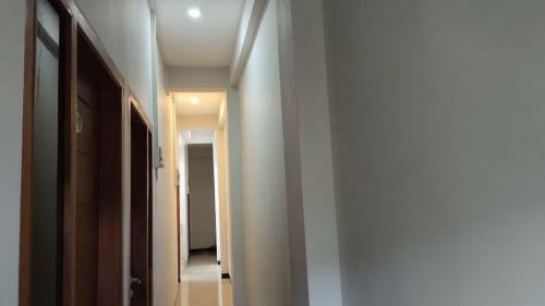 Hotel Oyo 91099 Krukah Residence