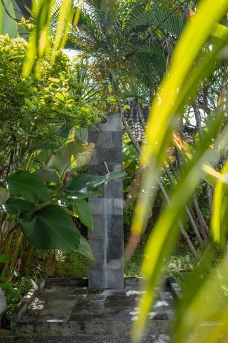 Hostal Tmn Damai Guest House