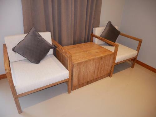Hotel Look At Home Lamphun