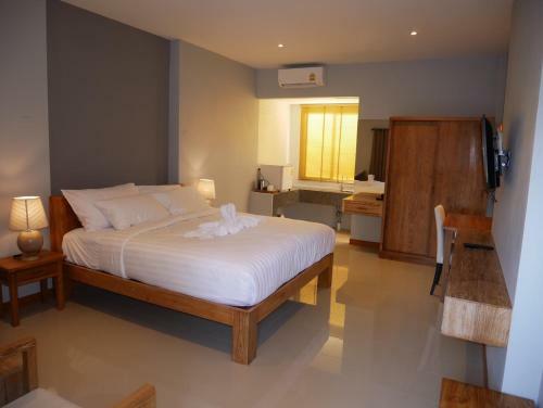 Hotel Look At Home Lamphun