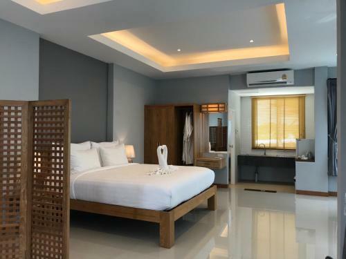 Hotel Look At Home Lamphun