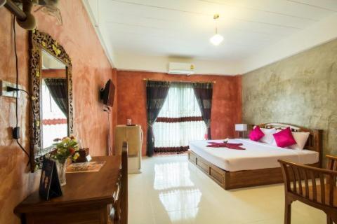 Hotel ??????????????? (resort At Lampang)