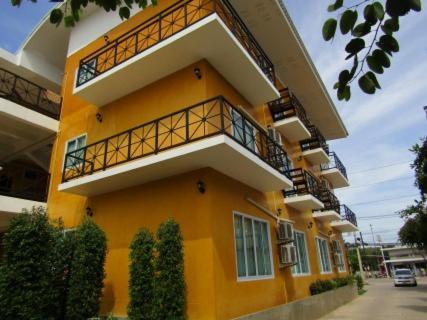 Hotel ??????????????? (resort At Lampang)