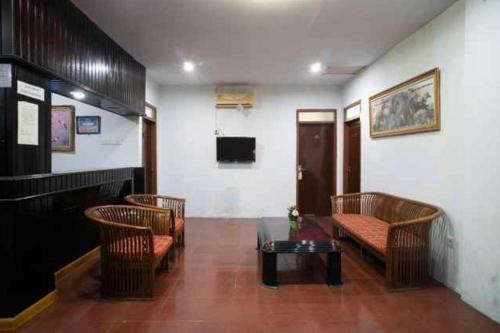 New Valentino Hotel Makassar