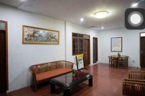 New Valentino Hotel Makassar