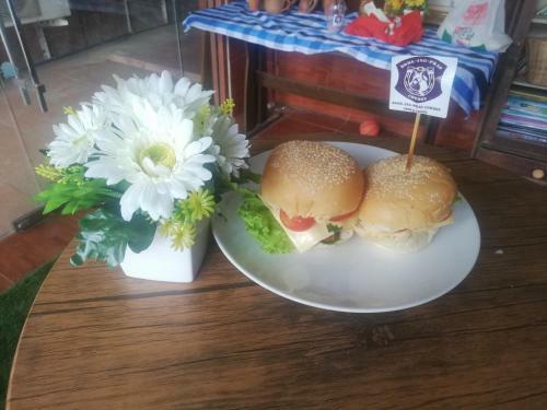 Hotel Dome Ing Prao Cowboy Home-stay