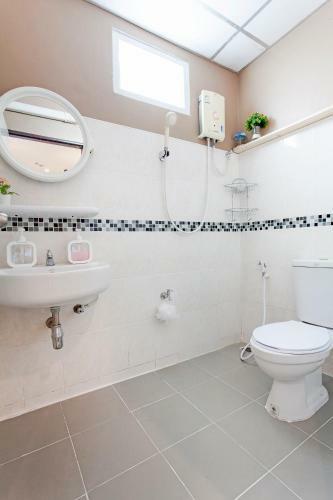 Albergue Cozzi By Grand Airport Resort