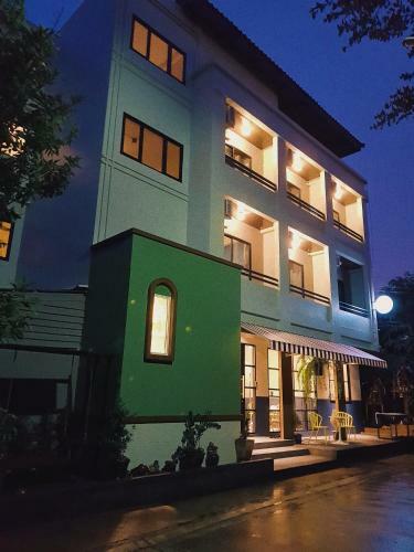 Yam Yen Hostel