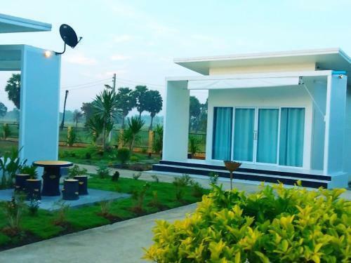 Hostal San Sabai The Cottages