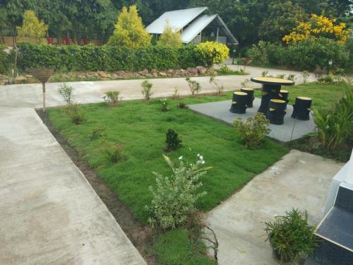 Hostal San Sabai The Cottages