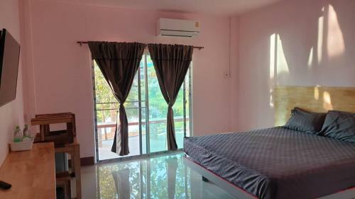 Hostal Baan Suan Chiva Saran