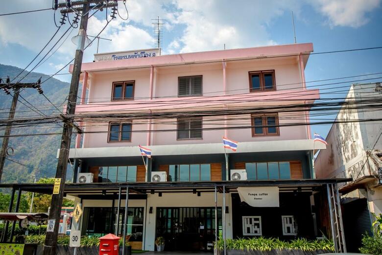 Lukmuang 2 Hotel