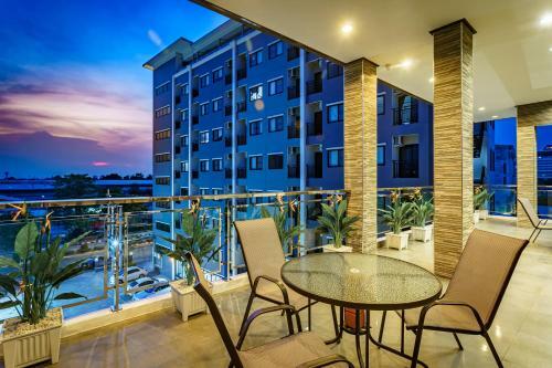 Lux Boutique Hotel