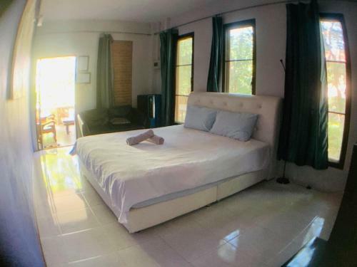 Hotel Moon River Resort Phimai