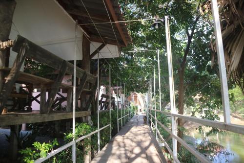 Hotel Moon River Resort Phimai