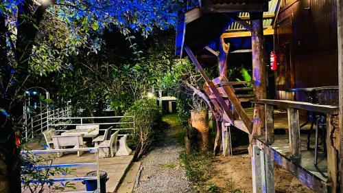 Hotel Moon River Resort Phimai