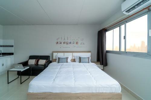 Apartamento Popular Condo Muangthong By Khun Eve