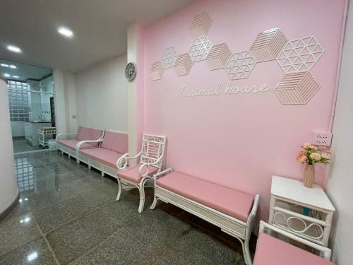 Villa Minimal House Phichit