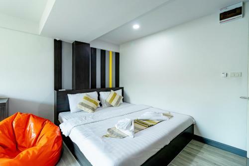 Aparthotel Riski Residence Bangbuathong