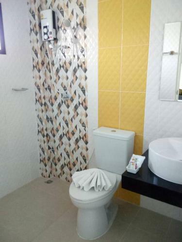 Aparthotel Riski Residence Bangbuathong
