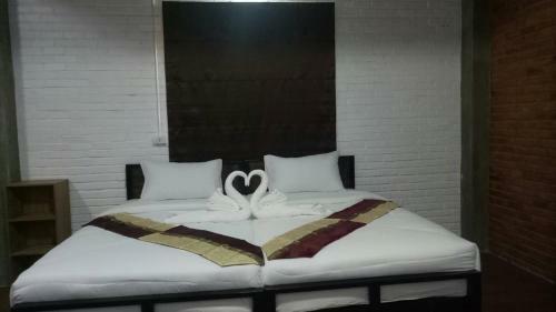 Hostal Baan 9'nan Guest Home In Nan City.