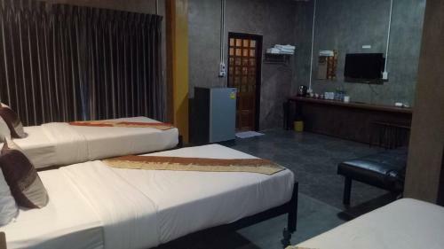Hostal Baan 9'nan Guest Home In Nan City.