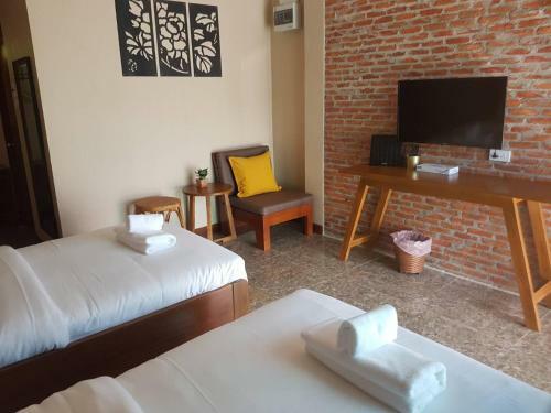 ??-?? ????????? Mon-dee Minihotel