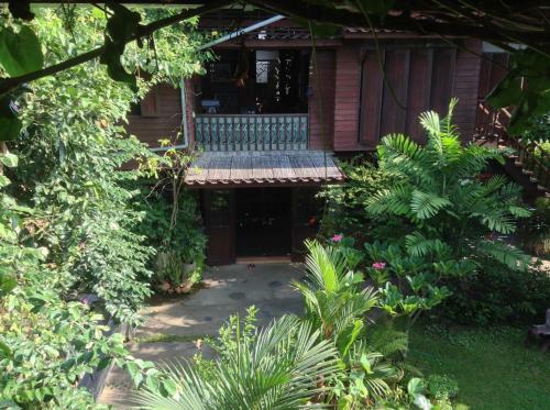 Banban Nannan Library And Guesthome
