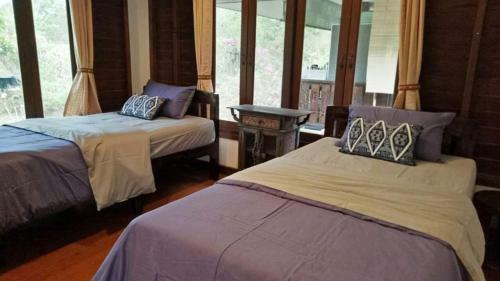 Baan Ratana Hostel-twin Single Bedroom