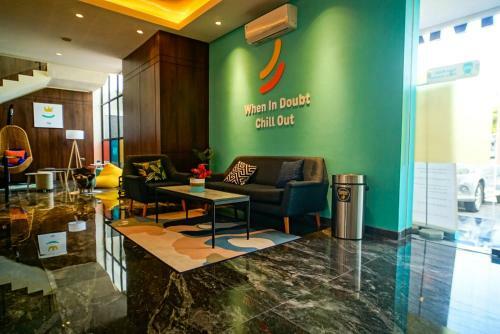 Sans Hotel Box Mansion Surabaya