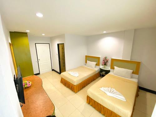 Hotel Polkadot Hostel