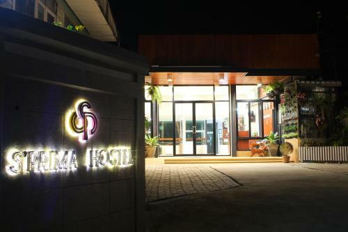 Hotel S'prima Hostel