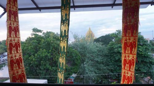 Hostal Little Jasmine By The River