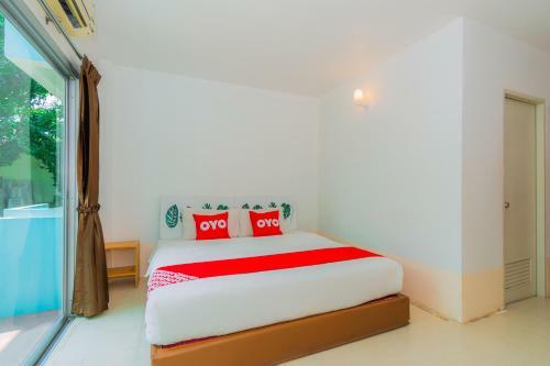 Hotel Oyo 614 Koh Lak Resort