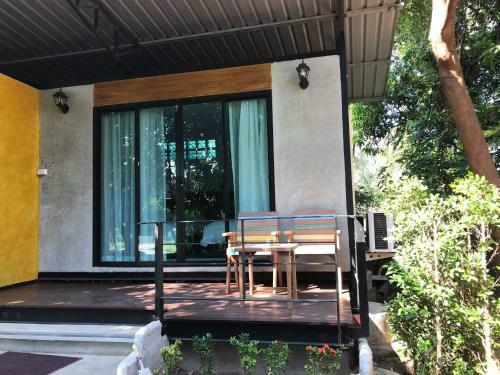 The Monkey Resort Donheang