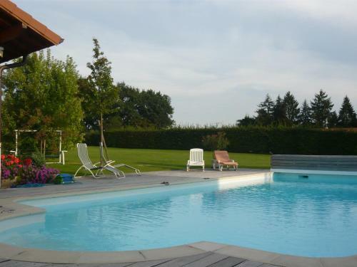 Bed & Breakfast Chambres D'h�tes Grange Carr�e