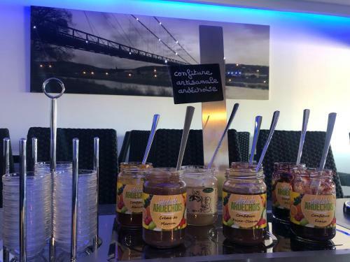 Hotel H�tel Bellevue