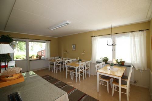 Hostal Stf Borl�nge Hostel And Apartments