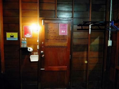 Bed & Breakfast Ray Nu Guest House