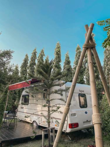 Nice Nite Campervans
