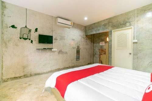 Hotel Oyo 945 The Rome Resort