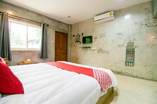 Hotel Oyo 945 The Rome Resort