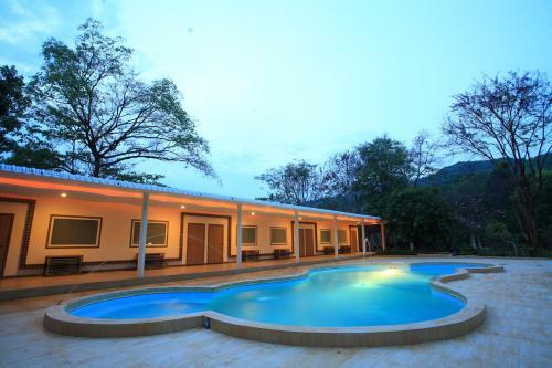 Hotel Suan Sai Yok Resort