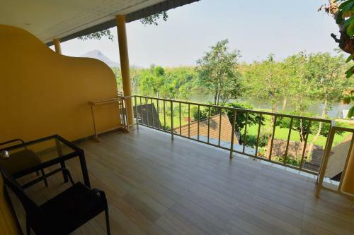 Hotel Suan Sai Yok Resort