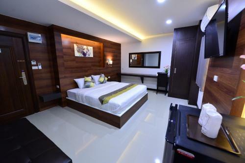 The Room Boutique Hotel