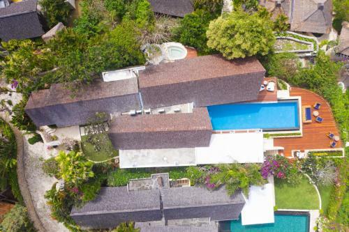 Villa Ten