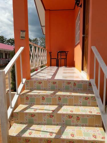 Hostal Chanakarn Guesthouse Sangkhla Buri